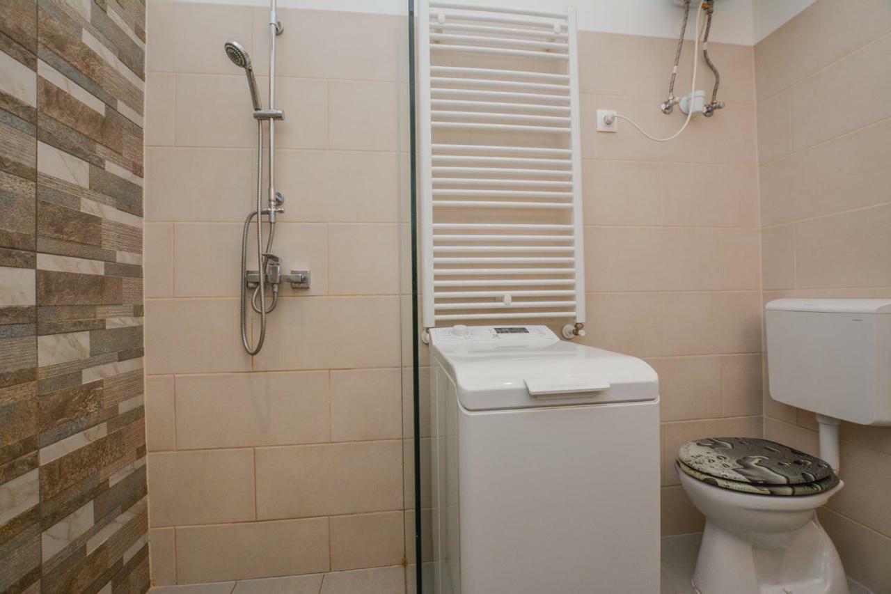 Timeless Apartment With Free Private Parking 布达佩斯 外观 照片