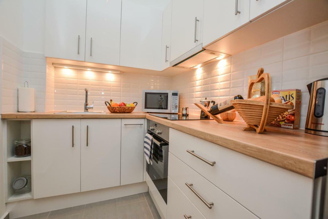 Timeless Apartment With Free Private Parking 布达佩斯 外观 照片