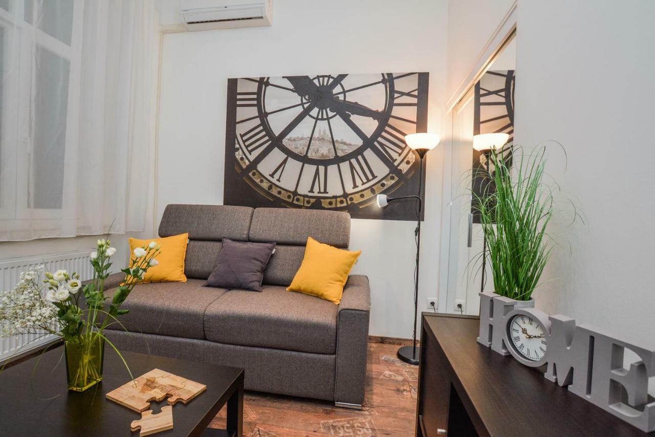 Timeless Apartment With Free Private Parking 布达佩斯 外观 照片