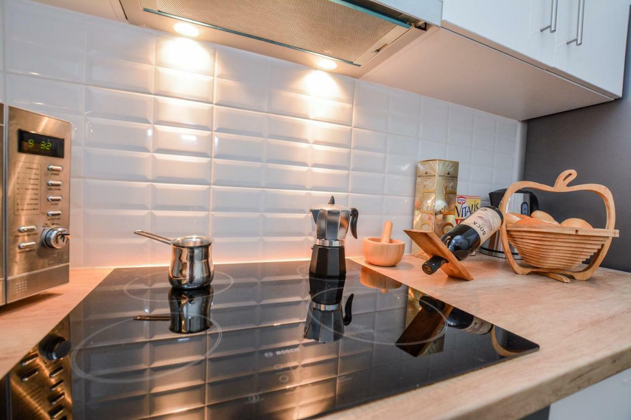 Timeless Apartment With Free Private Parking 布达佩斯 外观 照片